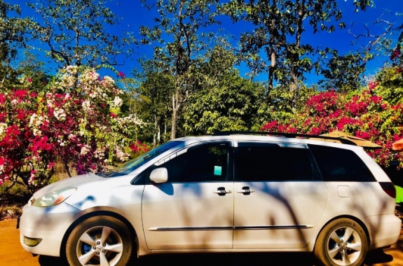 7seats Minivan