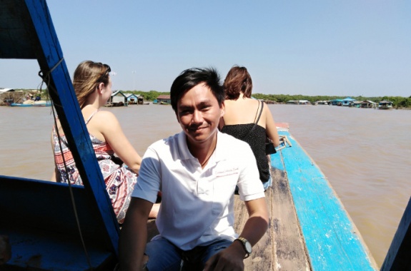 Exclusive Cambodia Travel to Chong Kneas