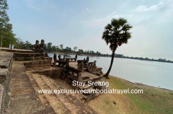 Srah Srang temple
