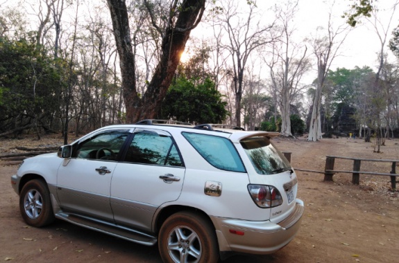 Transport, lexus Car-Preah Vihear & Koh Ker temple